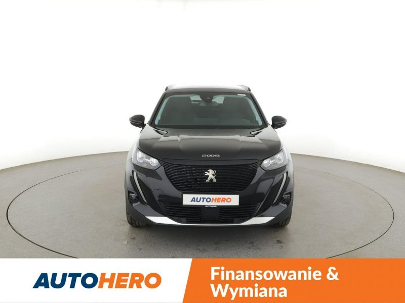 Peugeot 2008 FV23% full LED virtual cocpit navi kamera i czujniki parkowania II (2019-)