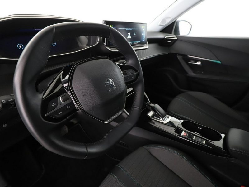 Peugeot 2008 FV23% full LED virtual cocpit navi kamera i czujniki parkowania II (2019-)
