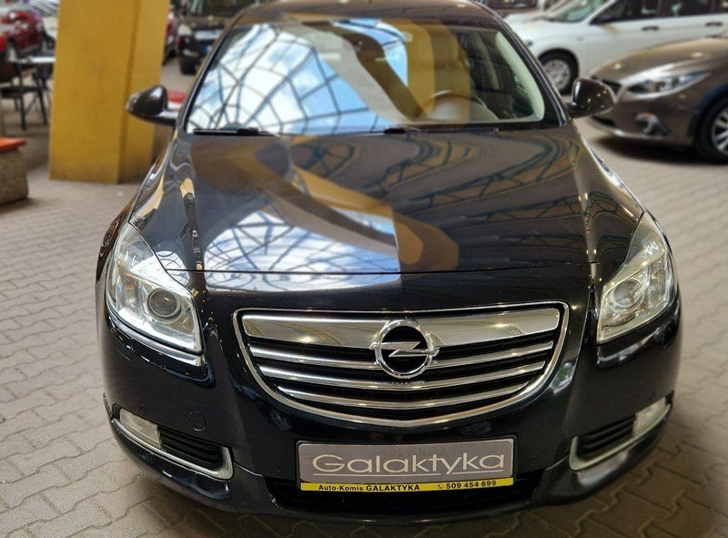 Opel Insignia 4x4 !!250 KM. !! ZOBACZ OPIS !! W PODANEJ CENIE ROCZNA GWARANCJA !! A (2008-2017)