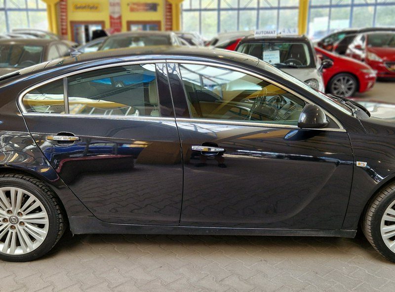 Opel Insignia 4x4 !!250 KM. !! ZOBACZ OPIS !! W PODANEJ CENIE ROCZNA GWARANCJA !! A (2008-2017)