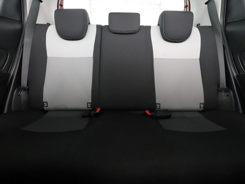 Toyota Yaris automat grzane fotele kamera Bluetooth tempomat III (2011-2019)