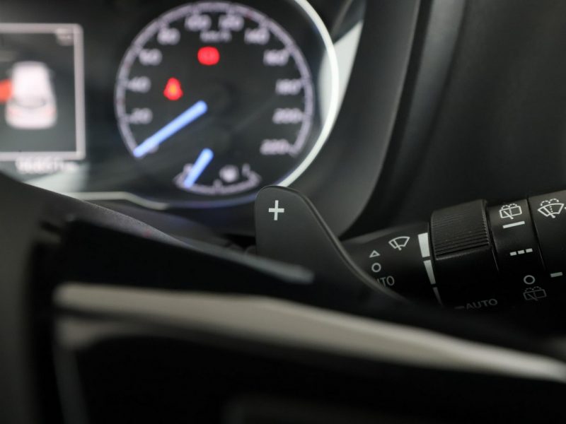 Toyota Yaris automat grzane fotele kamera Bluetooth tempomat III (2011-2019)
