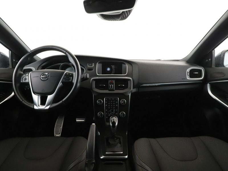 Volvo V40 Cross Country CrossCountry D3 automat navi kamera ACC grzane fotele head-up LED