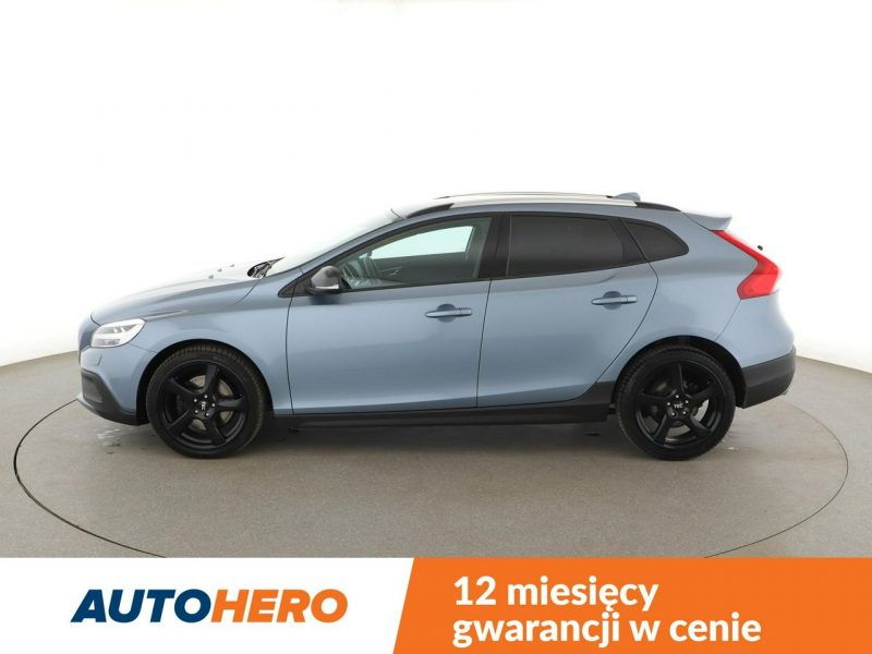 Volvo V40 Cross Country CrossCountry D3 automat navi kamera ACC grzane fotele head-up LED