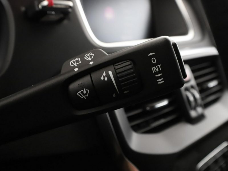 Volvo V40 Cross Country CrossCountry D3 automat navi kamera ACC grzane fotele head-up LED