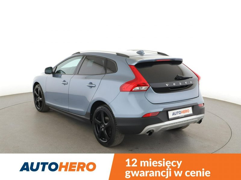 Volvo V40 Cross Country CrossCountry D3 automat navi kamera ACC grzane fotele head-up LED