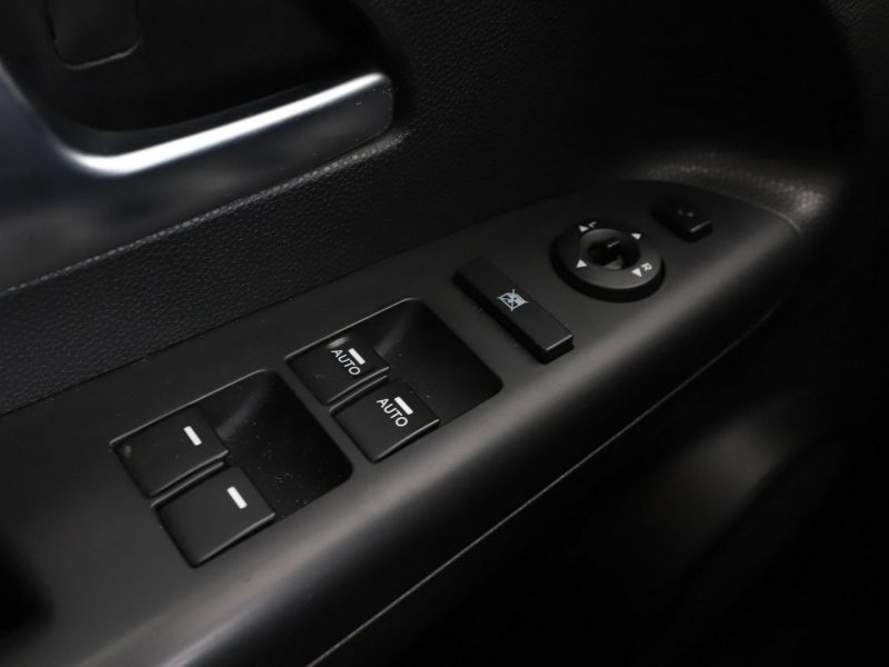 Kia Venga Dream Team lift grzane fotele klima-auto PDC
