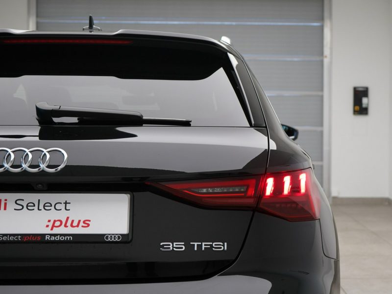 Audi A3 35 TFSI 150 KM S-line LED Kamera Tempomat ACC 8Y