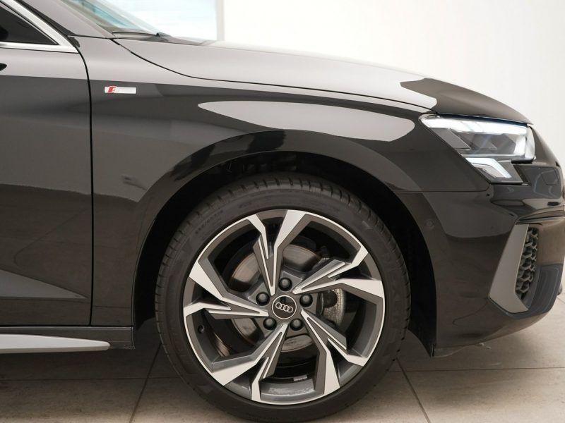 Audi A3 35 TFSI 150 KM S-line LED Kamera Tempomat ACC 8Y