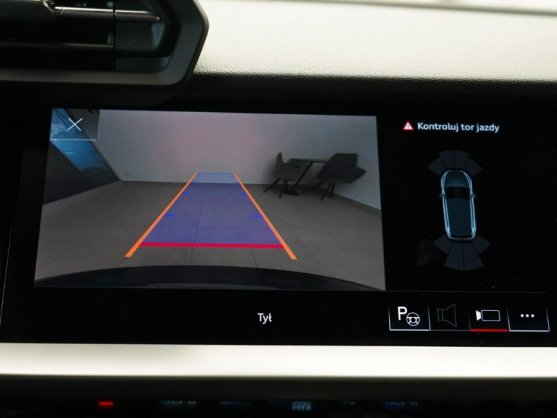 Audi A3 35 TFSI 150 KM S-line LED Kamera Tempomat ACC 8Y