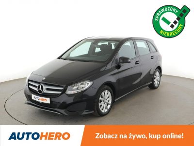 Mercedes B 180 navi czujniki parkowania klimatyzacja grzane fotele W246 (2011-)