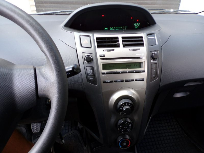 Toyota Yaris Klimatyzacja /Gwarancja /1,0 /70KM /2009R II (2005-2011)