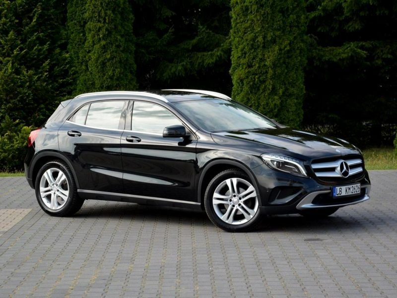 Mercedes GLA 200 1.6 156KM Urban Bi-xenon Ledy Navi Pół-skóry 2xParktronic Alu18"