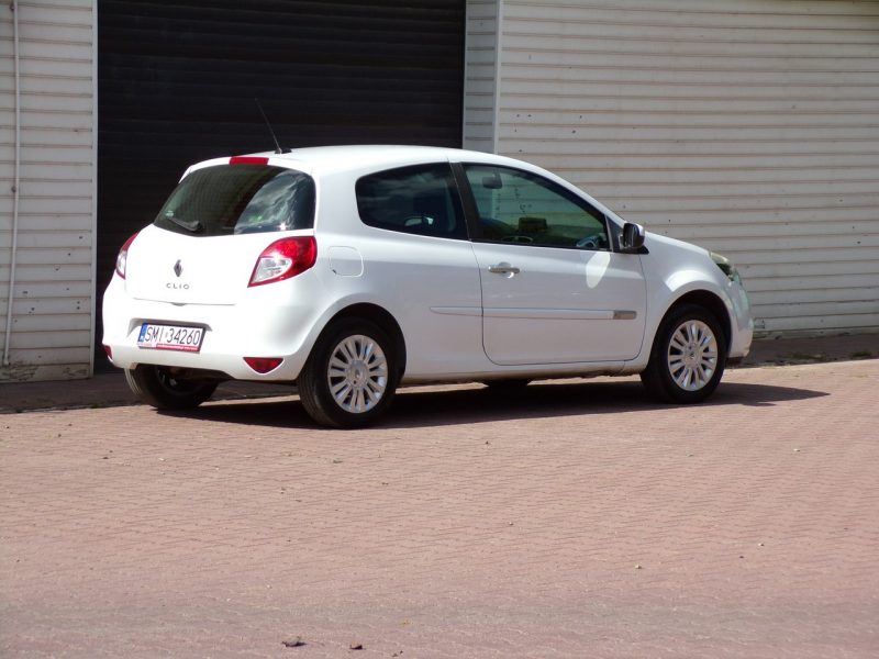 Renault Clio Navigacja /Klima /Gwarancja /1,2 /75 KM /2010 III (2005-2012)