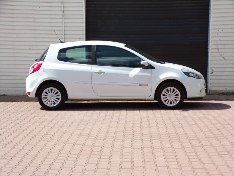 Renault Clio Navigacja /Klima /Gwarancja /1,2 /75 KM /2010 III (2005-2012)