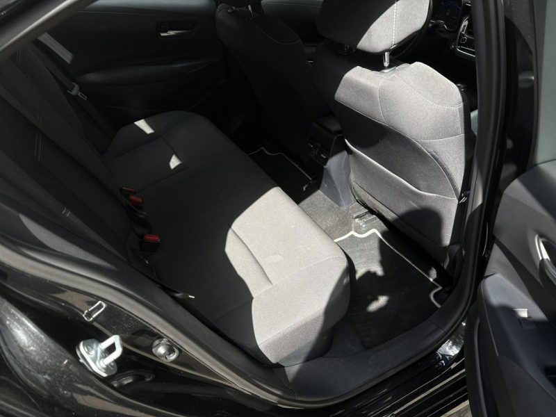 Toyota Corolla 1.8 Hybrid COMFORT TECH, salon Polska, gwarancja, FV23% Seria E16 (2012-)