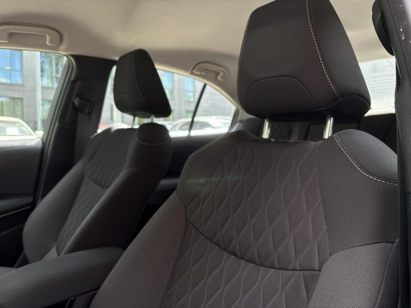 Toyota Corolla 1.8 Hybrid COMFORT TECH, salon Polska, gwarancja, FV23% Seria E16 (2012-)