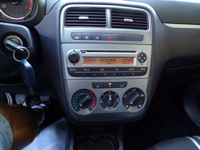 Fiat Grande Punto Klimatyzacja /Gwarancja / 1,4 /76KM /2008