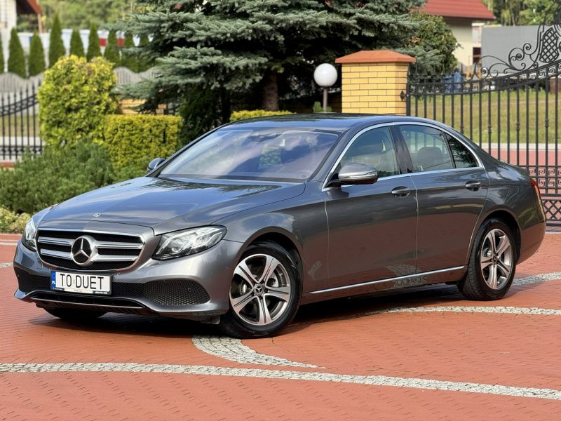 Mercedes E 220 d 4Matic (4x4) Salon PL Serwisowana Tempomat ACC Fv23% Super Stan !!! W213 (2016-)