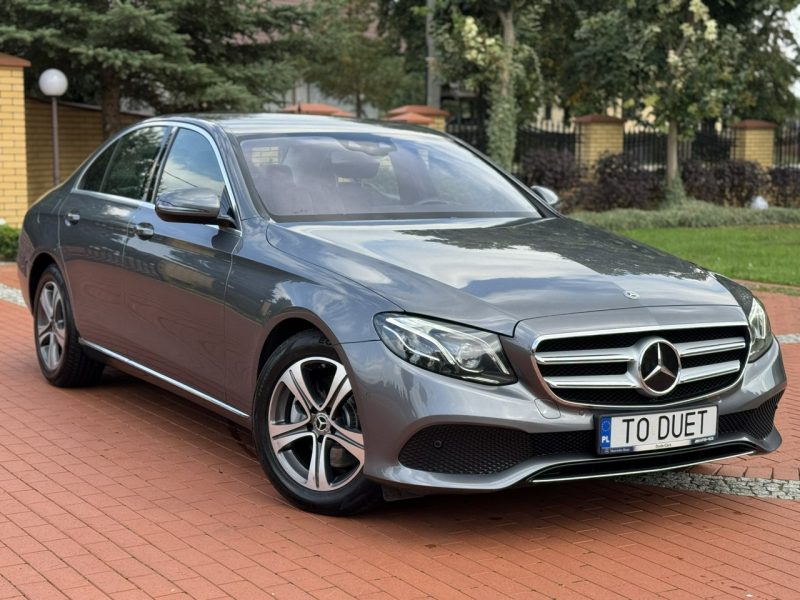 Mercedes E 220 d 4Matic (4x4) Salon PL Serwisowana Tempomat ACC Fv23% Super Stan !!! W213 (2016-)