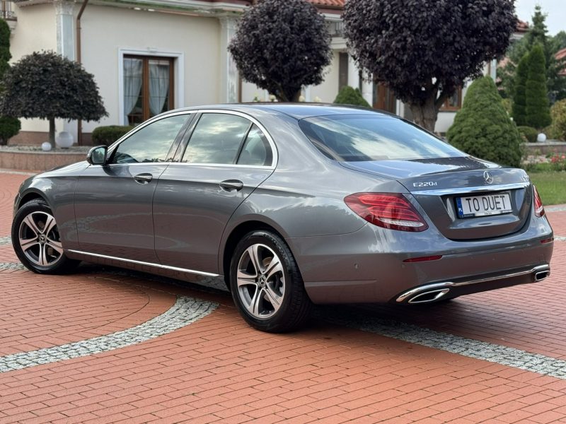 Mercedes E 220 d 4Matic (4x4) Salon PL Serwisowana Tempomat ACC Fv23% Super Stan !!! W213 (2016-)