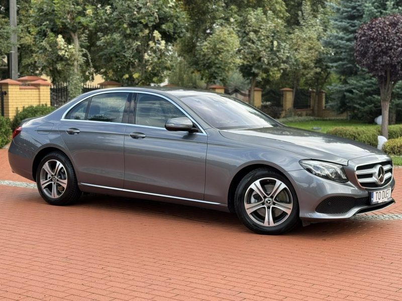 Mercedes E 220 d 4Matic (4x4) Salon PL Serwisowana Tempomat ACC Fv23% Super Stan !!! W213 (2016-)