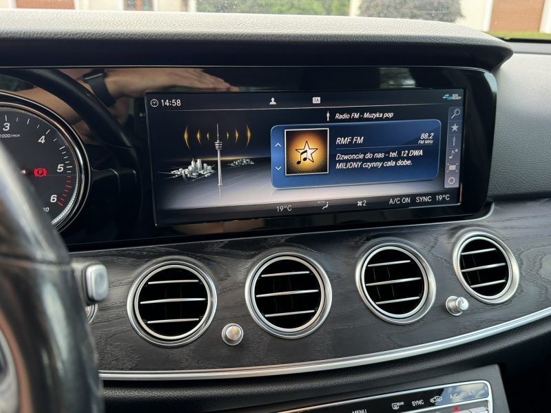 Mercedes E 220 d 4Matic (4x4) Salon PL Serwisowana Tempomat ACC Fv23% Super Stan !!! W213 (2016-)