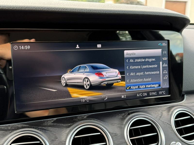Mercedes E 220 d 4Matic (4x4) Salon PL Serwisowana Tempomat ACC Fv23% Super Stan !!! W213 (2016-)