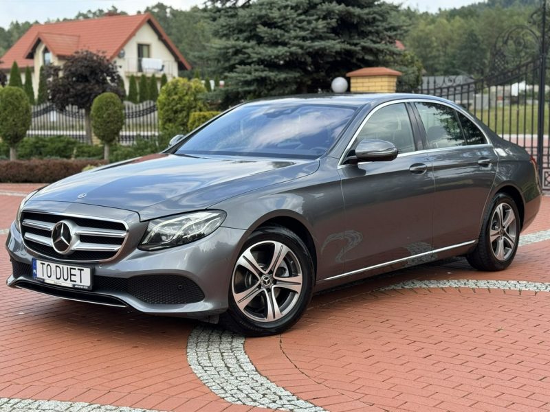 Mercedes E 220 d 4Matic (4x4) Salon PL Serwisowana Tempomat ACC Fv23% Super Stan !!! W213 (2016-)