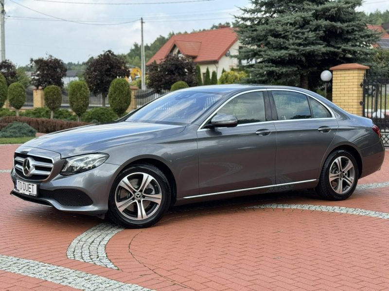 Mercedes E 220 d 4Matic (4x4) Salon PL Serwisowana Tempomat ACC Fv23% Super Stan !!! W213 (2016-)
