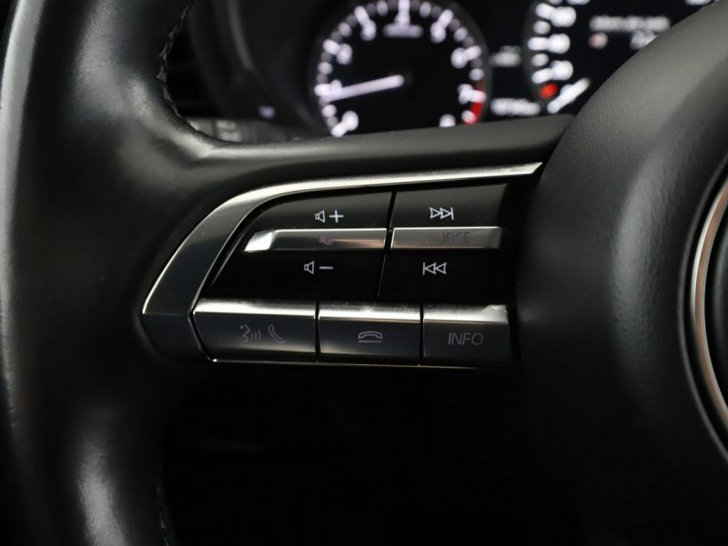 Mazda CX-30 Selection automat mHEV navi kamera ACC BOSE Matrix-LED head-up grzane