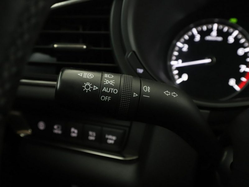 Mazda CX-30 Selection automat mHEV navi kamera ACC BOSE Matrix-LED head-up grzane
