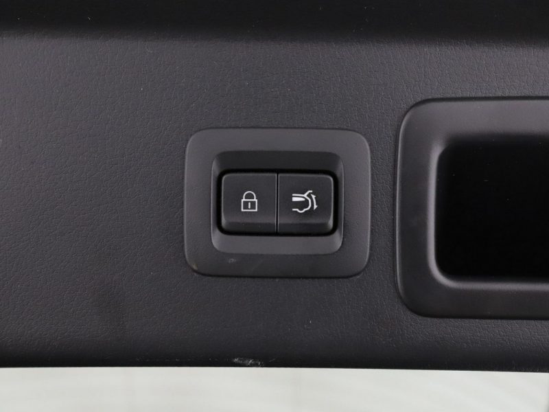 Mazda CX-30 Selection automat mHEV navi kamera ACC BOSE Matrix-LED head-up grzane