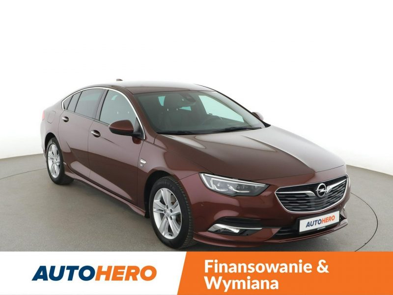 Opel Insignia Innovation automat skóra navi grzane fotele ACC kamera head-up fullLED B (2017-)