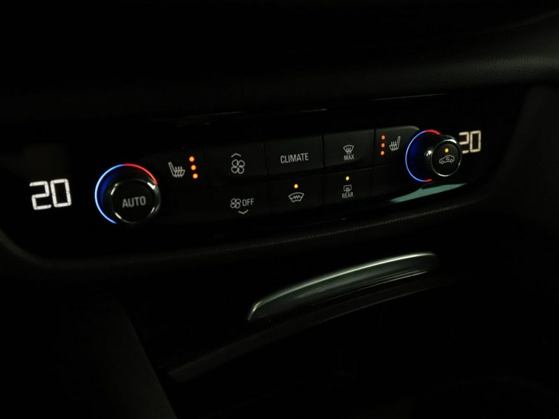 Opel Insignia Innovation automat skóra navi grzane fotele ACC kamera head-up fullLED B (2017-)