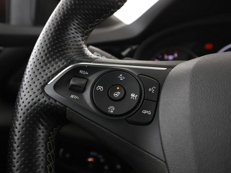 Opel Insignia Innovation automat skóra navi grzane fotele ACC kamera head-up fullLED B (2017-)