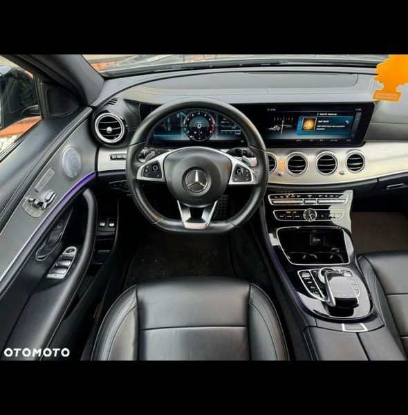 Mercedes E 400 ZOBACZ OPIS !! W podanej cenie roczna gwarancja W213 (2016-)