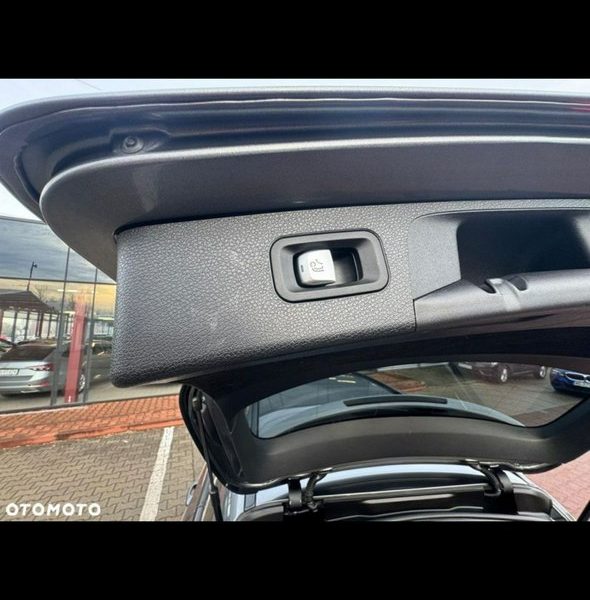 Mercedes E 400 ZOBACZ OPIS !! W podanej cenie roczna gwarancja W213 (2016-)