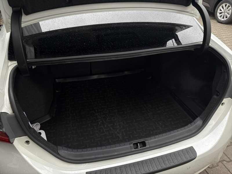 Toyota Corolla 1.6 VVTi COMFORT STYLE TECH, salon Polska, gwarancja Seria E16 (2012-)