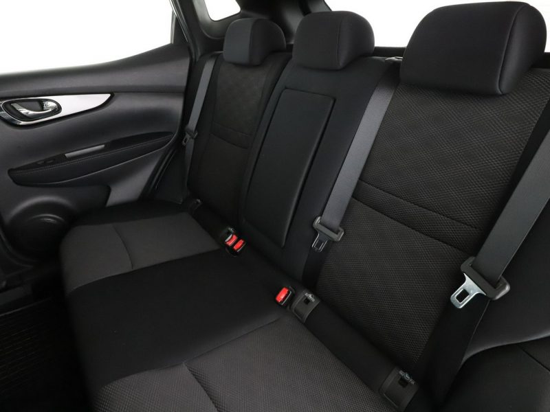 Nissan Qashqai navi klima auto grzane fotele kamera i czujniki parkowania II (2013-2021)
