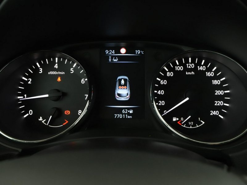 Nissan Qashqai navi klima auto grzane fotele kamera i czujniki parkowania II (2013-2021)