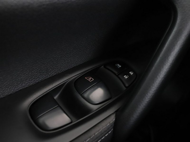 Nissan Qashqai navi klima auto grzane fotele kamera i czujniki parkowania II (2013-2021)