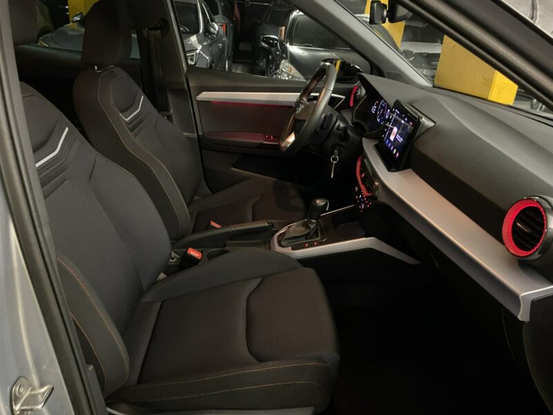 Seat Arona FR 1.0TSI 110KM DSG 2022 r., salon PL, f-a VAT, gwarancja fabryczna