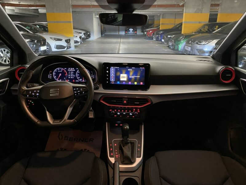 Seat Arona FR 1.0TSI 110KM DSG 2022 r., salon PL, f-a VAT, gwarancja fabryczna