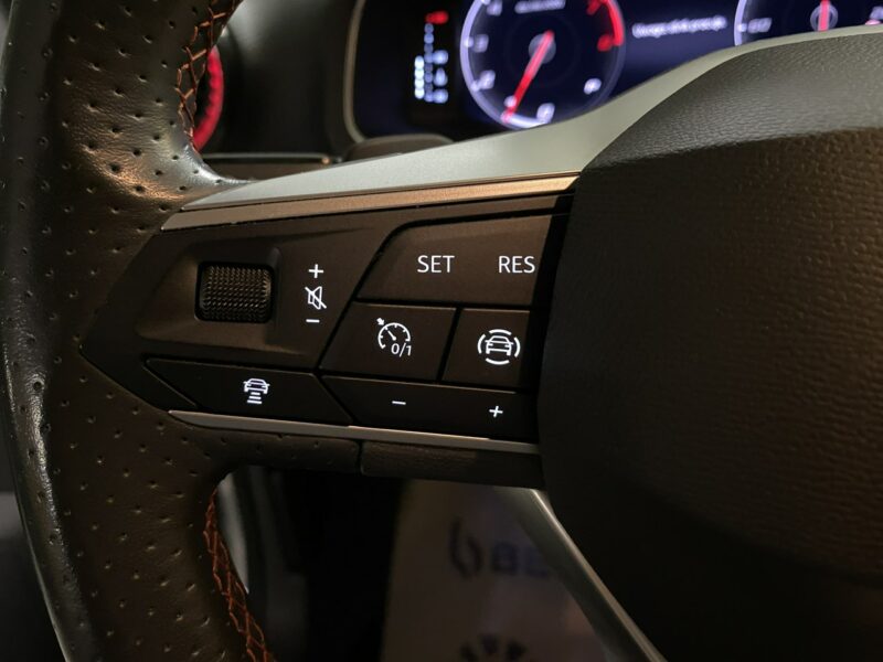 Seat Arona FR 1.0TSI 110KM DSG 2022 r., salon PL, f-a VAT, gwarancja fabryczna