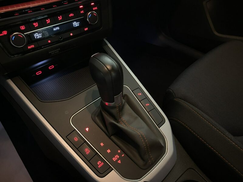 Seat Arona FR 1.0TSI 110KM DSG 2022 r., salon PL, f-a VAT, gwarancja fabryczna