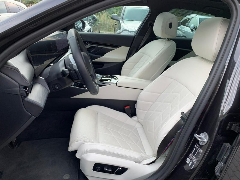 BMW 520 520i M-Sport Pro Salon PL Gwarancja Panorama G60 (2023-)