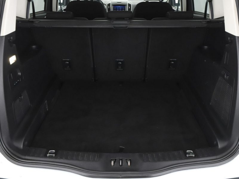 Ford S-Max navi klima auto kamera i czujniki parkowania el. sterowane i grzane fo II (2015-)