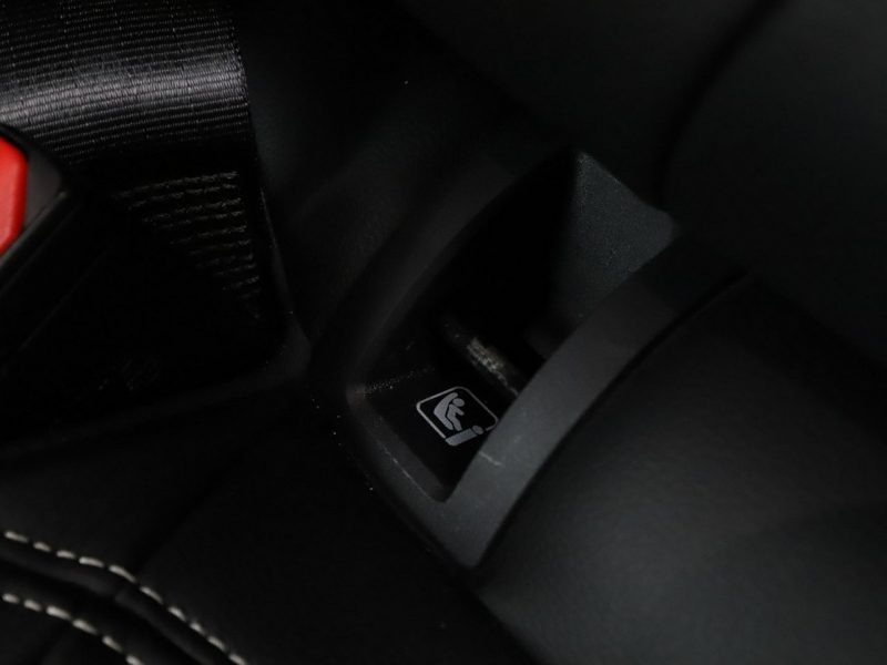 Jaguar XE Automat AWD R-Dynamic Panorama Tempomat GrzanaSkóra Navi HeadUp Kam360 I (2014-)