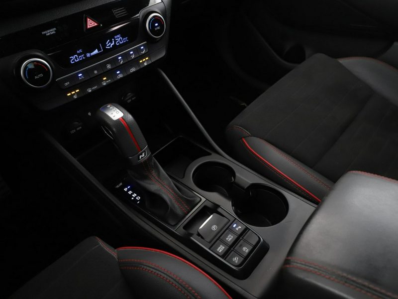 Hyundai Tucson automat półskóra navi klima auto grzane fotele kamera i czujniki park IV (2020-)
